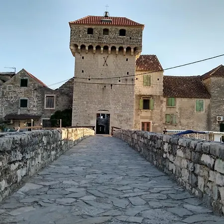 Grape Escape * Kaštela