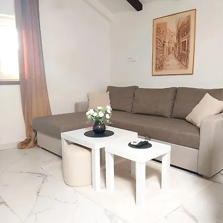 Apartment Grape Escape Kastela