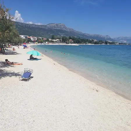 Grape Escape Kaštela