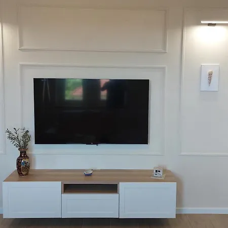 Grape Escape Apartment *
